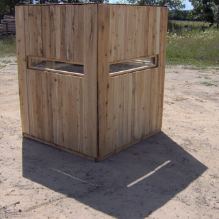 hinged06